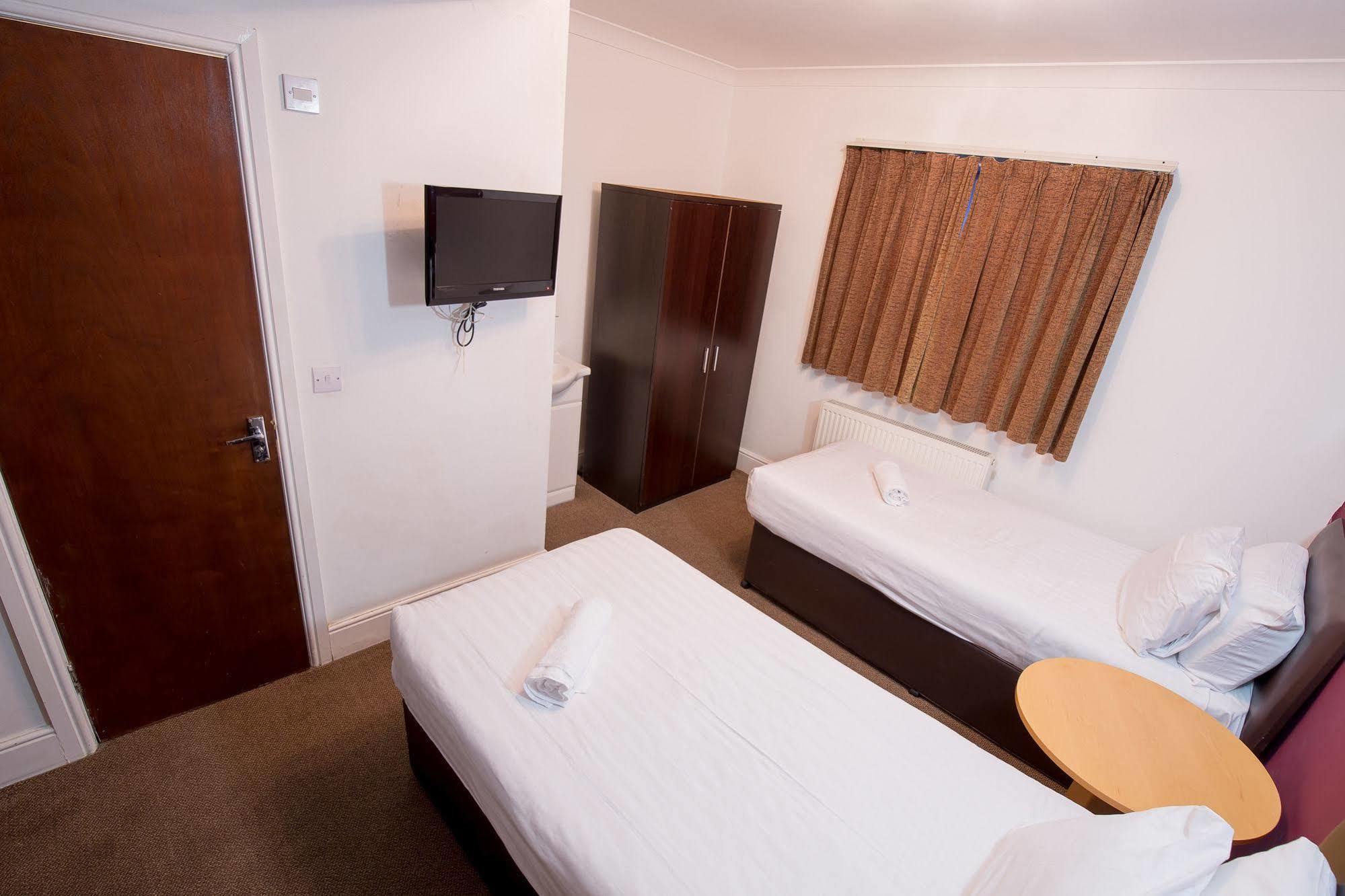 Rossmore Hotel Ίλφορντ Εξωτερικό φωτογραφία